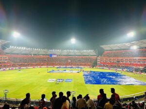 IPL 2024 SRH vs GT live बारिश की वजह से हुआ चमत्कार सनराइज हैदराबाद पहुँची प्लेऑफ़ में , गुजरात हुई बहार