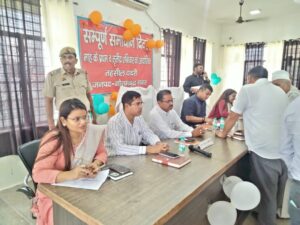 दादरी तहसील में संपूर्ण समाधान दिवस: डीएम ने लेखपाल सुरजीत कुमार को किया निलंबित, अधिकारियों को दिए सख्त निर्देश