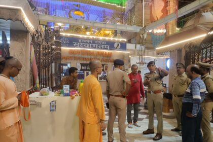 नोएडा में श्रीकृष्ण जन्माष्टमी: 5 लाख श्रद्धालुओं की उम्मीद, बुजुर्ग और गर्भवती महिलाओं से अपील