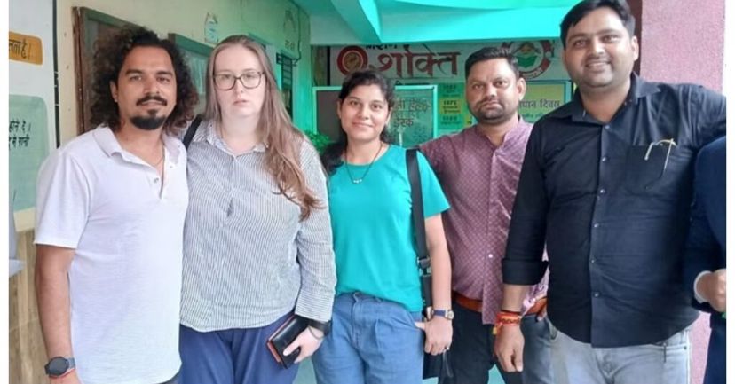 इंग्लैंड की लूसी और बरेली के शिवम की प्रेम कहानी: कोर्ट मैरिज की ओर बढ़ते कदम ,चीन में हुई थी पहली मुलाकात"