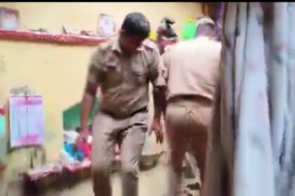 तेज बारिश से जर्जर मकान की छत गिरी, राहत कार्य में पुलिस ने निभाई महत्वपूर्ण भूमिका