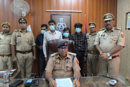 ग्रेटर नोएडा में किसानों की ट्यूबवेल से बिजली मोटर चोरी करने वाला गिरोह के 4 बदमाश गिरफ्तार, 8 कटी हुई मोटर के पुर्जे और एक मोटर बरामद