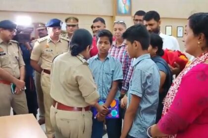 नोएडा पुलिस ने गुमशुदा स्कूल से गायब छात्रों को दिल्ली से सुरक्षित किया बरामद