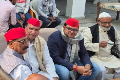 गौतमबुद्धनगर में पूर्व मुख्यमंत्री मुलायम सिंह यादव की जयंती पर समाजवादी पार्टी में दो फाड़ की झलक , एकता की बजाय विभाजन की तस्वीर