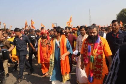 Baba Bageshwar : धीरेंद्र शास्त्री ने बागेश्वर बाबा की पदयात्रा में भक्तों का सैलाब, 9 वे दिन यात्रा में शामिल न हों , लाइव जुड़ने की अपील !