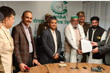 ग्रेटर नोएडा: किसानों की जीत, धरना समाप्त, हर बृहस्पतिवार होगी समस्याओं का समाधान , किसानों का धरना हुआ समाप्त