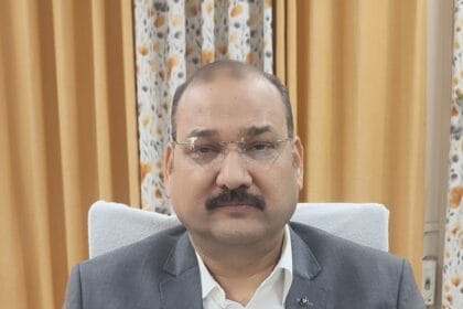 Meerut Breaking : डॉ. विजय कुमार सिंह को मेरठ के नए जिलाधिकारी (DM ) नियुक्त किए गए !