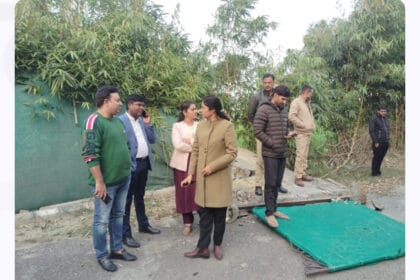 Greater Noida : डूब क्षेत्र में 12 अवैध फार्म हाउसों पर प्रशासन का कड़ा प्रहार, करोड़ों की संपत्ति ध्वस्त