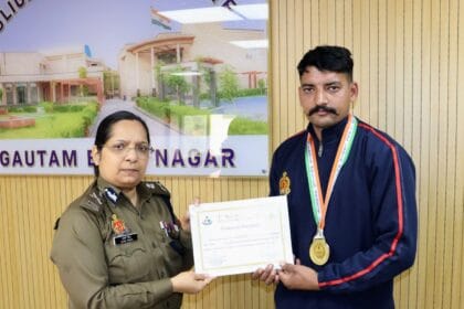 नोएडा के आरक्षी निशांत मलिक ने ऑल इंडिया पुलिस धनुर्विद्या में जीता स्वर्ण, कमिश्नर ने दिया 50 हजार का इनाम