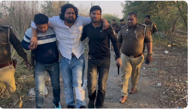 जेल के बाहर युवक पर गोली चलाने वाले दो बदमाशों को लगी गोली, मुठभेड़ के दौरान पुलिस का बदमाशों से हुआ सामना