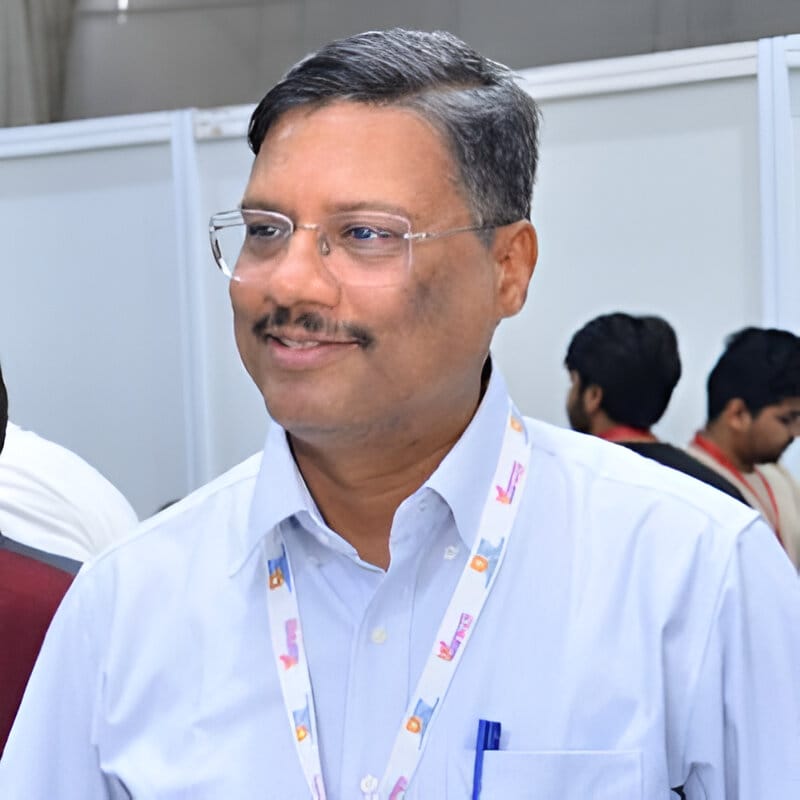 आईएएस आलोक कुमार को यमुना एक्सप्रेसवे प्राधिकरण का अध्यक्ष नियुक्त किया गया