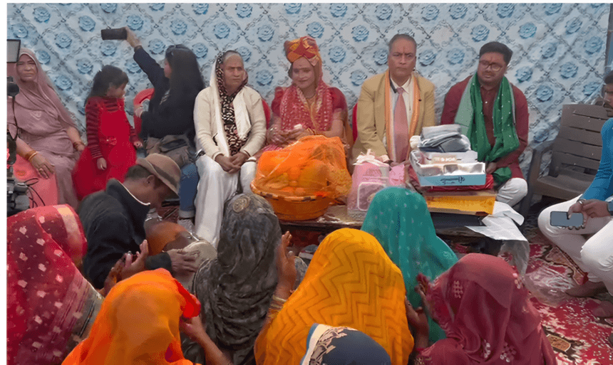 ग्रेटर नोएडा के रबूपुरा गांव में Pakistani महिला सीमा हैदर की गोद भराई, मुंहबोले भाई एडवोकेट एपी सिंह ने निभाई रस्म