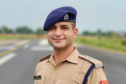 कानपुर के पूर्व ACP मोहसिन खान सस्पेंड: IIT छात्रा से रेप केस में कार्रवाई