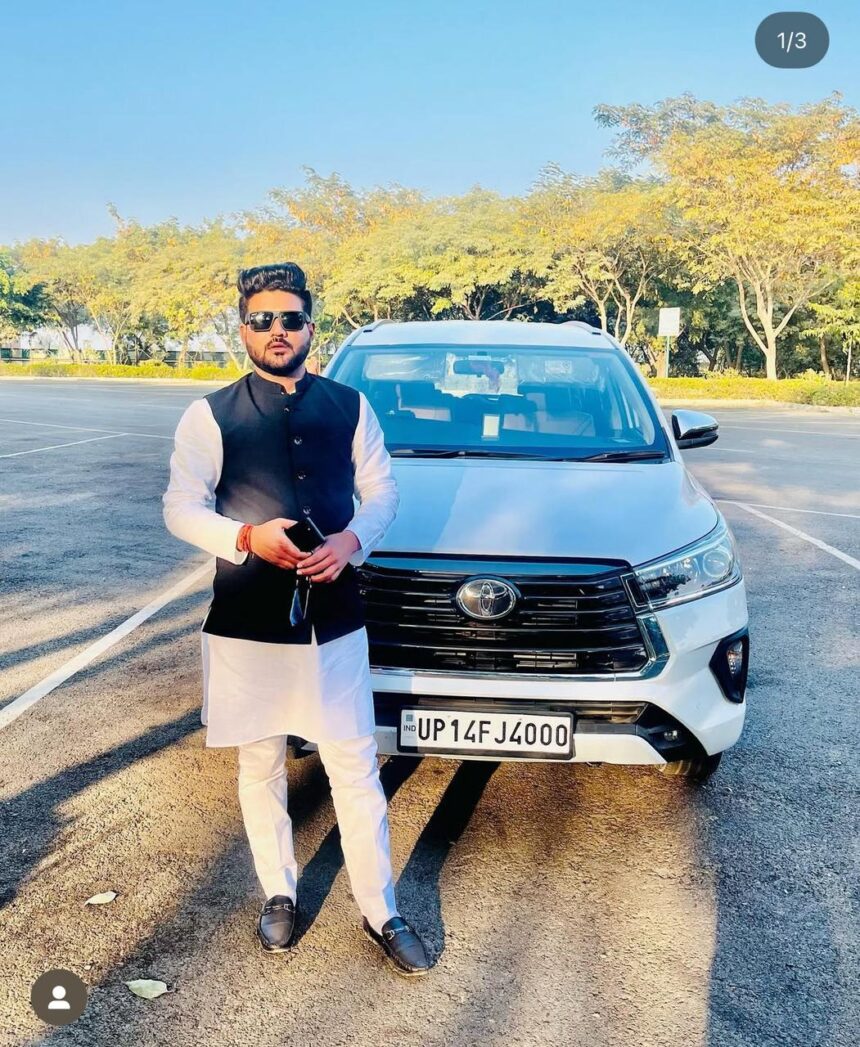 Breaking News: ग्रेटर नोएडा के AVJ सोसाइटी में आकाश खटाना ने 16वीं मंजिल से लगाई छलांग, सुसाइड नोट मिला