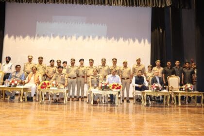 यूपी डीजीपी प्रशांत कुमार ने गौतमबुद्ध नगर में महिला सुरक्षा को दी मजबूती, 11 पिंक बूथ और 26 वीडियो सुरक्षा वॉल का किया लोकार्पण