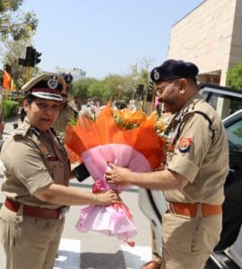  यूपी डीजीपी प्रशांत कुमार ने गौतमबुद्ध नगर में महिला सुरक्षा को दी मजबूती, 11 पिंक बूथ और 26 वीडियो सुरक्षा वॉल का किया लोकार्पण