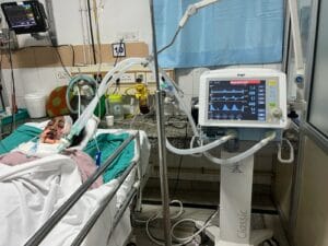 दिल्ली में दहेज उत्पीड़न का क्रूर मामला: दो बहनों पर ससुराल वालों ने किया जानलेवा हमला, अस्पताल में भर्ती