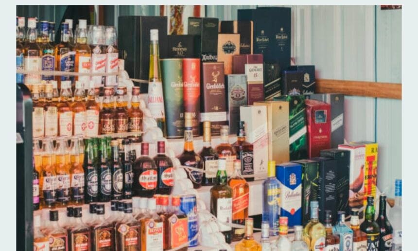 नोएडा-ग्रेटर नोएडा में शराब की खपत बढ़ी, एक साल में 1,922 करोड़ रुपये की पी गई