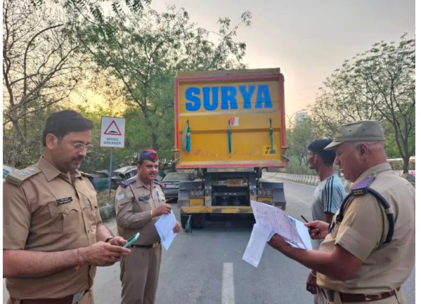 नोएडा और ग्रेटर नोएडा में परिवहन विभाग की बड़ी कार्रवाई, ओवरलोड वाहनों से वसूले 18.63 लाख