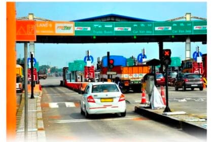 Google Image / जेवर टोल प्लाजा: ड्यूटी विवाद में सीनियर प्रोजेक्ट इंजीनियर पर हमला, घर में घुसकर लाठी-डंडों से पीटा