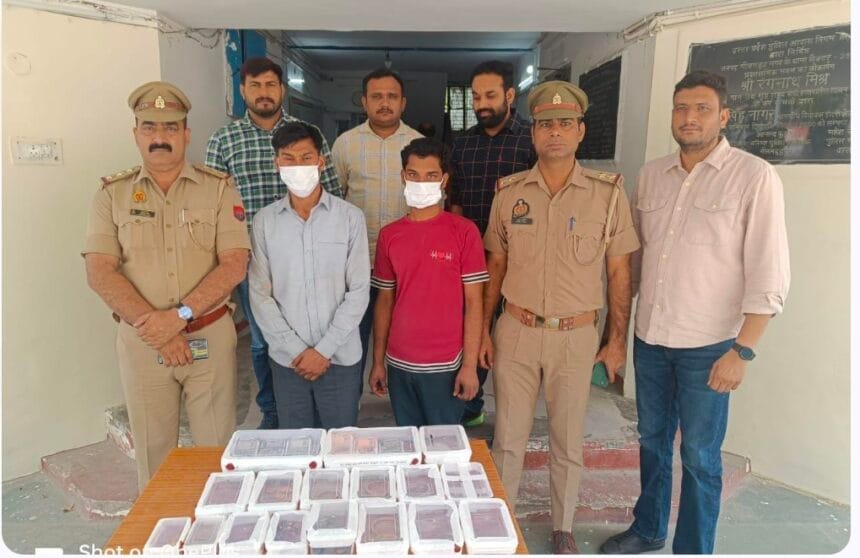 नोएडा: उद्योगपति के घर लाखों की चोरी, भरोसेमंद नौकर और ड्राइवर ही निकले मास्टरमाइंड, नकदी-जेवरात सहित गिरफ्तार