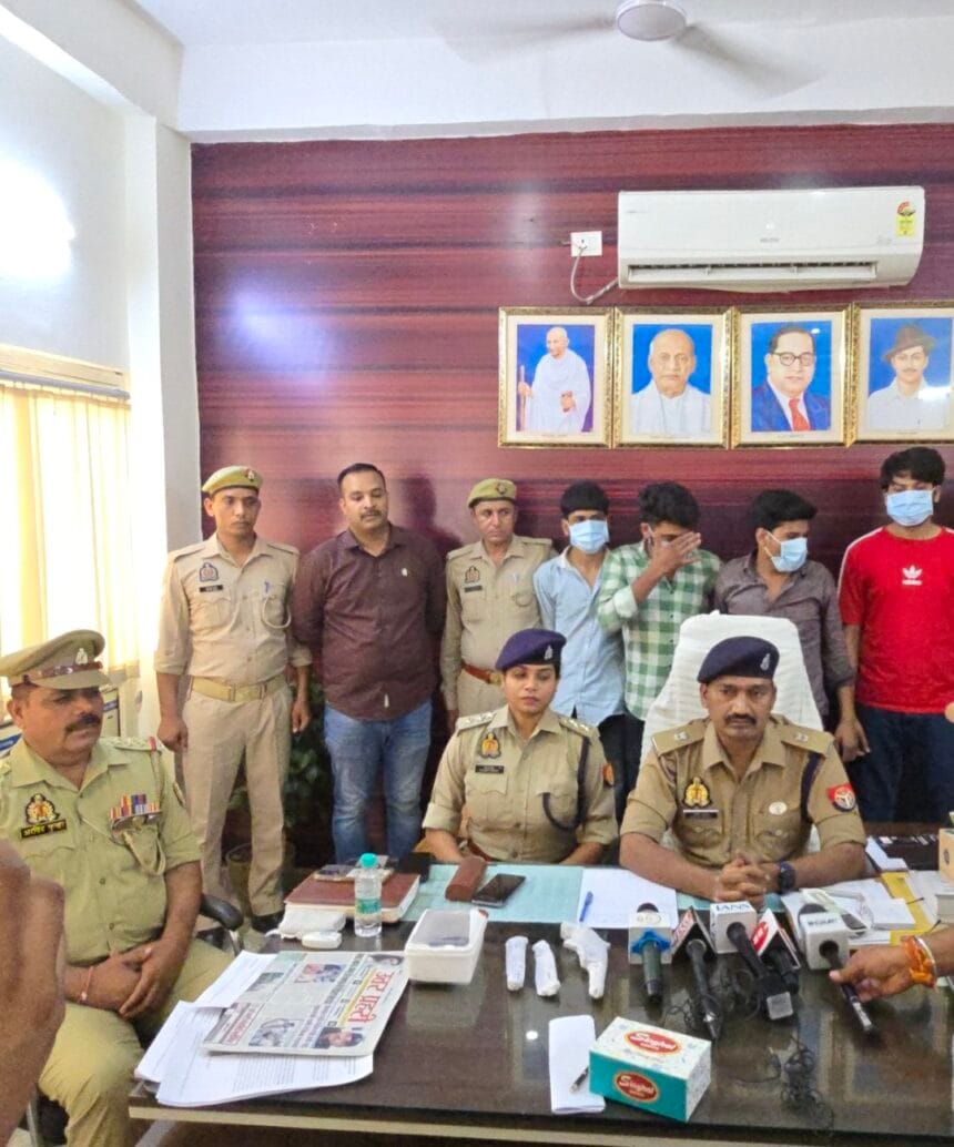 ग्रिंडर ऐप पर दोस्ती, फिर संबंध बनाकर लूटपाट: ग्रेटर नोएडा में चार बदमाश गिरफ्तार