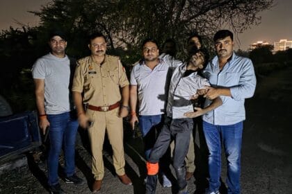 नोएडा में आधी रात को पुलिस मुठभेड़, बदमाश सोनू उर्फ सत्ता गोली लगने से घायल, चोरी का माल बरामद