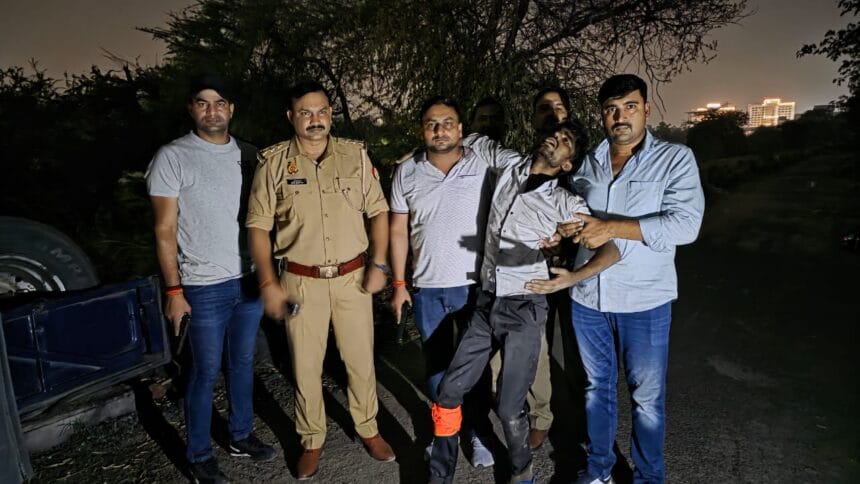 नोएडा में आधी रात को पुलिस मुठभेड़, बदमाश सोनू उर्फ सत्ता गोली लगने से घायल, चोरी का माल बरामद