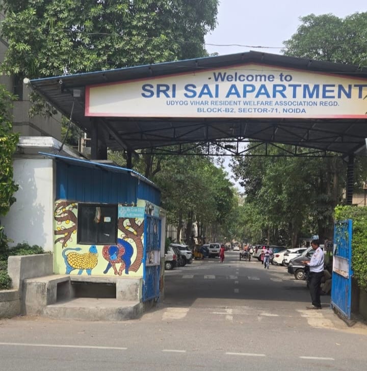 सेक्टर 71 RWA चुनाव विवाद: नए चुनाव अधिकारी पर जानबूझकर देरी का आरोप, निवासियों ने की हटाने की मांग, निष्पक्ष चुनाव पर जोर