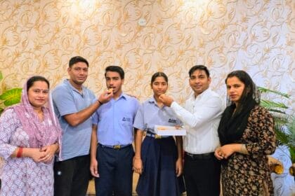 बादलपुर की बेटी अदिति नागर ने CBSE 10वीं में लहराया परचम, हासिल किए 98.6% अंक