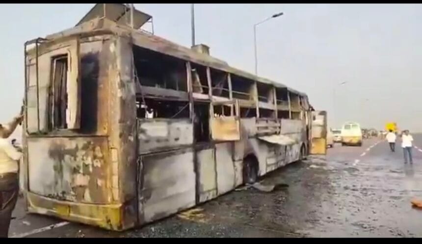 लखनऊ में चलती बस बनी आग का गोला, पांच यात्रियों की दर्दनाक मौत, दूर तक फैली दहशत