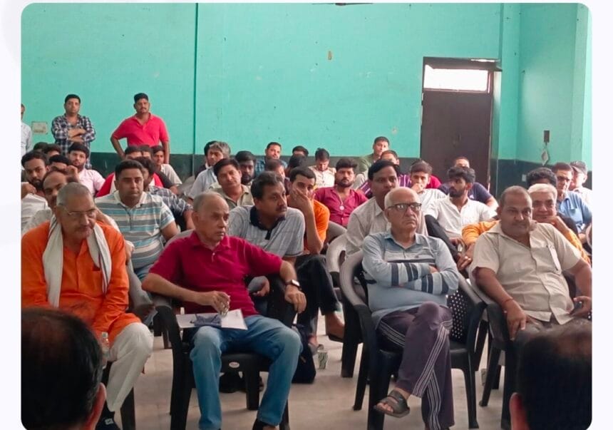 अल्फ़ा 2 सेक्टर मार्केट: अवैध वेंडिंग पर लगेगी लगाम, दुकानदारों पर होगी कार्रवाई