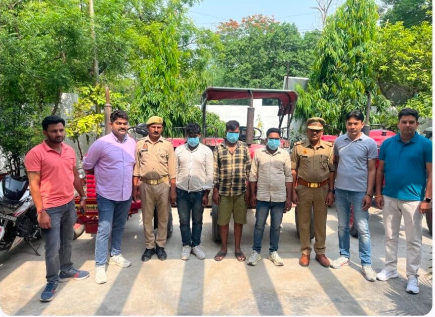 गौतमबुद्ध नगर पुलिस ने किया ट्रैक्टर और मोटरसाइकिल चोर गिरोह का भंडाफोड़, तीन शातिर गिरफ्तार