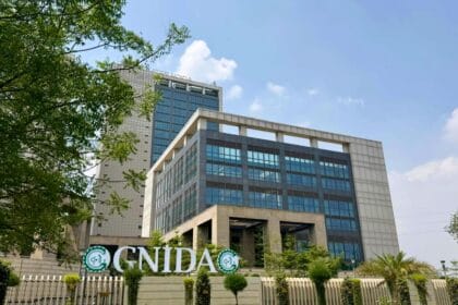 अधिग्रहण के बिना भूमि आवंटन: ग्रेटर नोएडा प्राधिकरण के तीन कर्मी निलंबित, आठ अन्य जांच के दायरे में