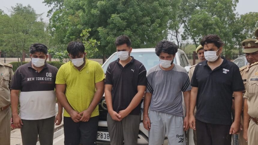 लोन के जाल में फंसाकर करते थे अपहरण, गौतमबुद्ध नगर पुलिस ने व्यापारी समेत दो को छुड़ाया, 5 गिरफ्तार