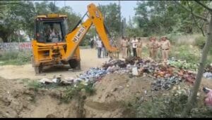  नोएडा पुलिस की बड़ी कार्रवाई: ₹45 लाख की 11,000 लीटर अवैध शराब नष्ट, तीन राज्यों की शराब पर चला बुलडोज़र