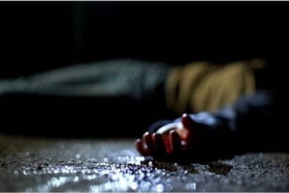 130 मीटर रोड पर अज्ञात वाहन ने बाइक को रौंदा, नोएडा जा रहे शख्स की दर्दनाक मौत