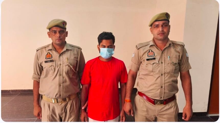 नोएडा पुलिस की बड़ी कार्रवाई: अवैध रूप से रह रहे बांग्लादेशी नागरिक को फर्जी दस्तावेजों के साथ किया गिरफ्तार