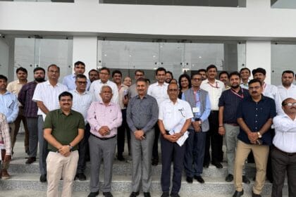 मुख्यमंत्री के सलाहकार ने किया निरीक्षण : उत्तर भारत का सबसे बड़ा मेडिकल डिवाइसेज पार्क जल्द होगा तैयार, YEIDA में तेज़ी से बढ़ रहा निर्माण कार्य