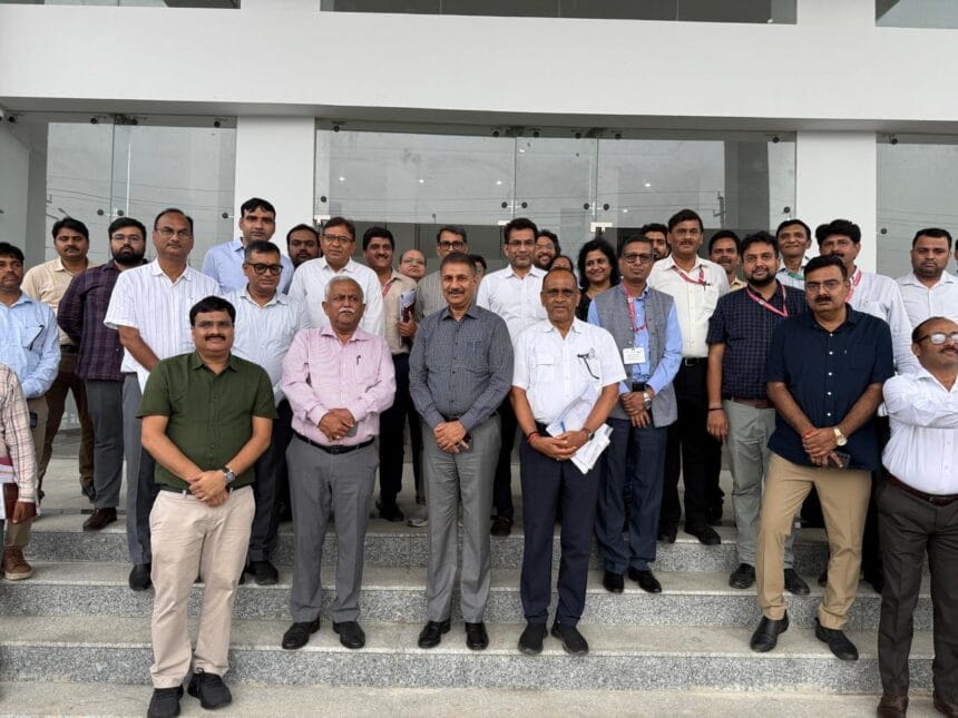 मुख्यमंत्री के सलाहकार ने किया निरीक्षण : उत्तर भारत का सबसे बड़ा मेडिकल डिवाइसेज पार्क जल्द होगा तैयार, YEIDA में तेज़ी से बढ़ रहा निर्माण कार्य