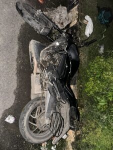 ब्रेकिंग न्यूज़: नोएडा में पुलिस मुठभेड़, कुख्यात बदमाश रविन्द्र कसाना उर्फ बल्लू और साथी गिरफ्तार &mdash; गोली लगने के बाद दबोचे गए, अवैध हथियार और लूटी चेन बरामद 