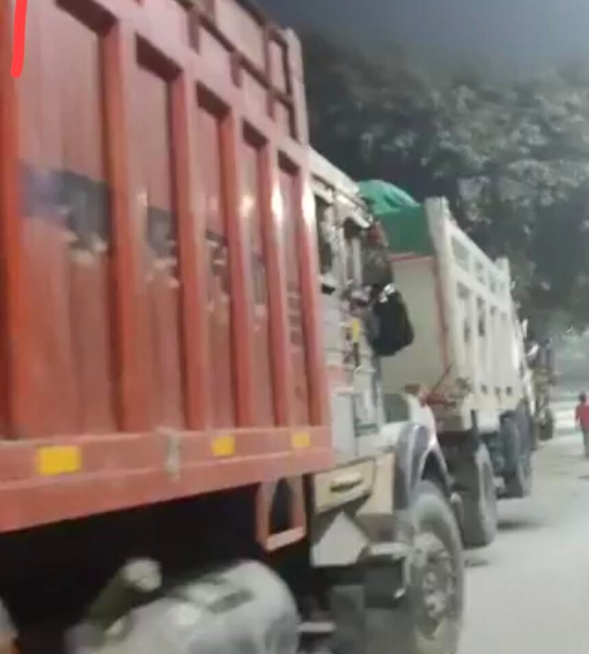 अवैध खनन पर नोएडा पुलिस का बड़ा एक्शन, 40 वाहन जब्त, दो गिरफ्तार