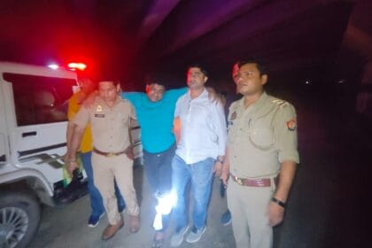 थाना दनकौर में पुलिस मुठभेड़: दो शातिर लुटेरे गिरफ्तार, अवैध हथियार बरामद