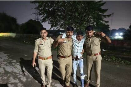 नोएडा में पुलिस और बदमाश के बीच मुठभेड़, जवाबी फायरिंग में शातिर अपराधी गोली लगने से घायल