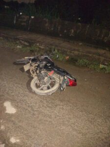 नोएडा में पुलिस और बदमाश के बीच मुठभेड़, जवाबी फायरिंग में शातिर अपराधी गोली लगने से घायल