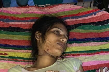 हापुड़: बंबावड़ की बेटी बनी दहेज की बलि, ससुराल में फंदे पर लटका मिला शव,परिजनों ने कहा- 'दहेज के लिए मार डाला'।