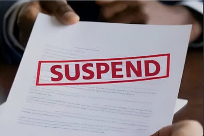 घूसखोरी के आरोप में राज्य कर अधिकारी रेनू पांडेय निलंबित, ऑडियो-वीडियो ने खोली पोल