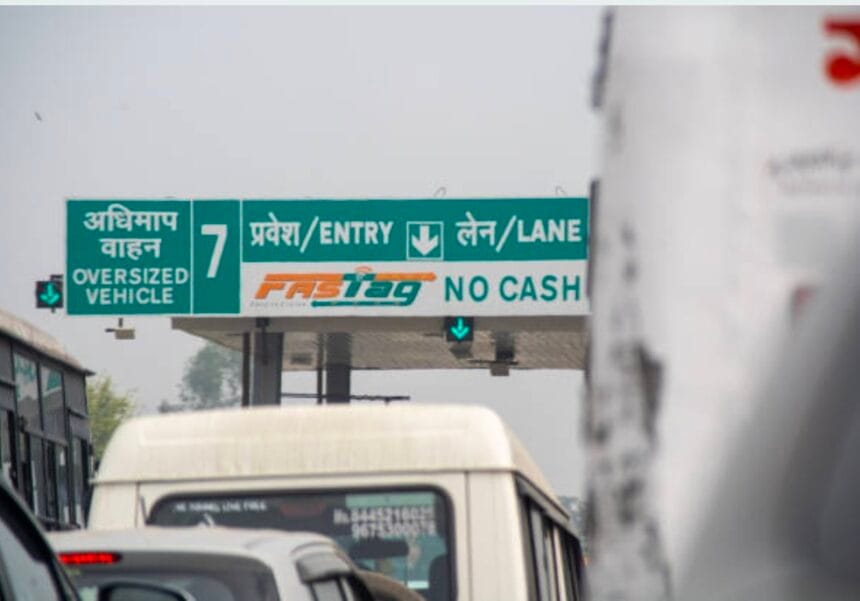 FASTag Annual Pass: UP के इन 4 प्रमुख एक्सप्रेसवे पर नहीं मिलेगी ₹3000 वाली छूट, यात्रा से पहले जानें नियम