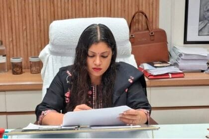 IGRS पोर्टल पर शिकायतों के निस्तारण में लापरवाही, डीएम मेधा रूपम का कड़ा एक्शन, कई अधिकारियों का वेतन रोका