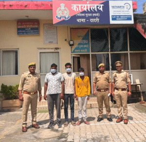  Greater Noida: दादरी में दिवाली से पहले पुलिस का बड़ा छापा, अवैध पटाखा फैक्ट्री का भंडाफोड़, 1500 किलो विस्फोटक जब्त